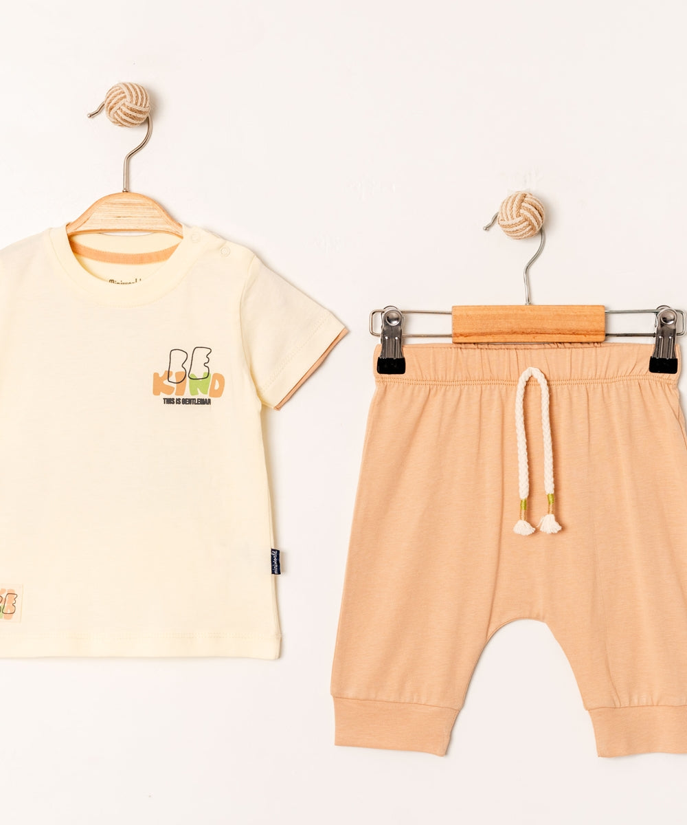 طقم طفل مكون من قطعتين باللون البيج من Miniworld