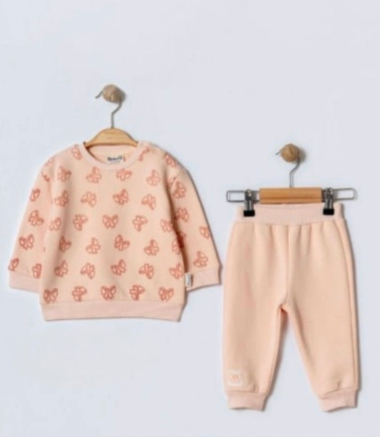 Miniworld  طقم طفلة باللون الخوخي برسمة فراشات من