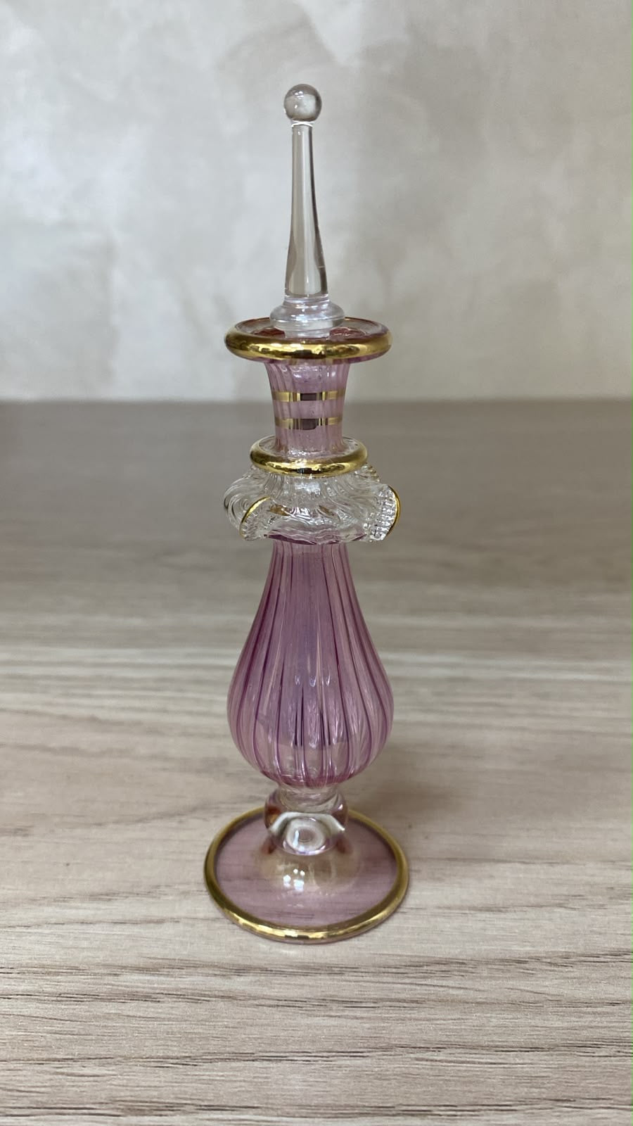 زجاجة عطر تولة