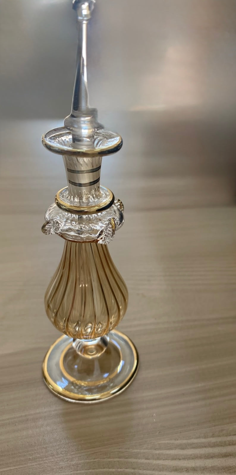 زجاجة عطر تولة