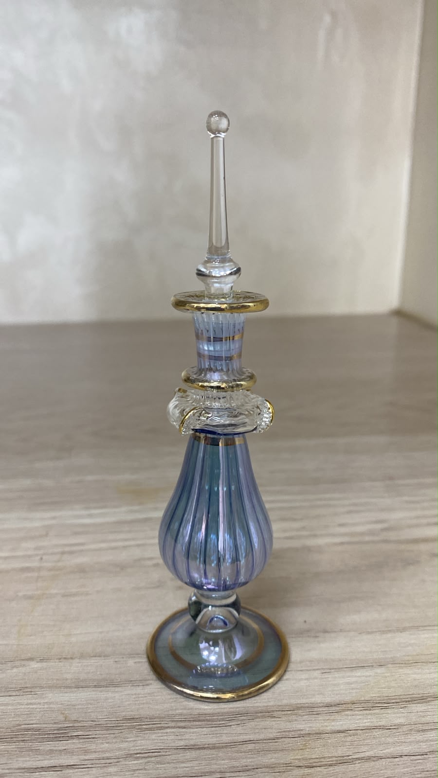 زجاجة عطر تولة